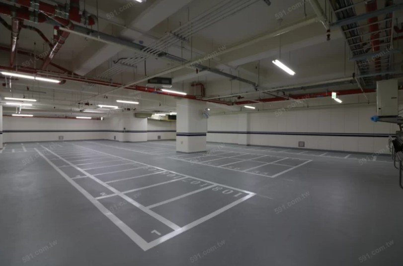 擬修公設比降房價